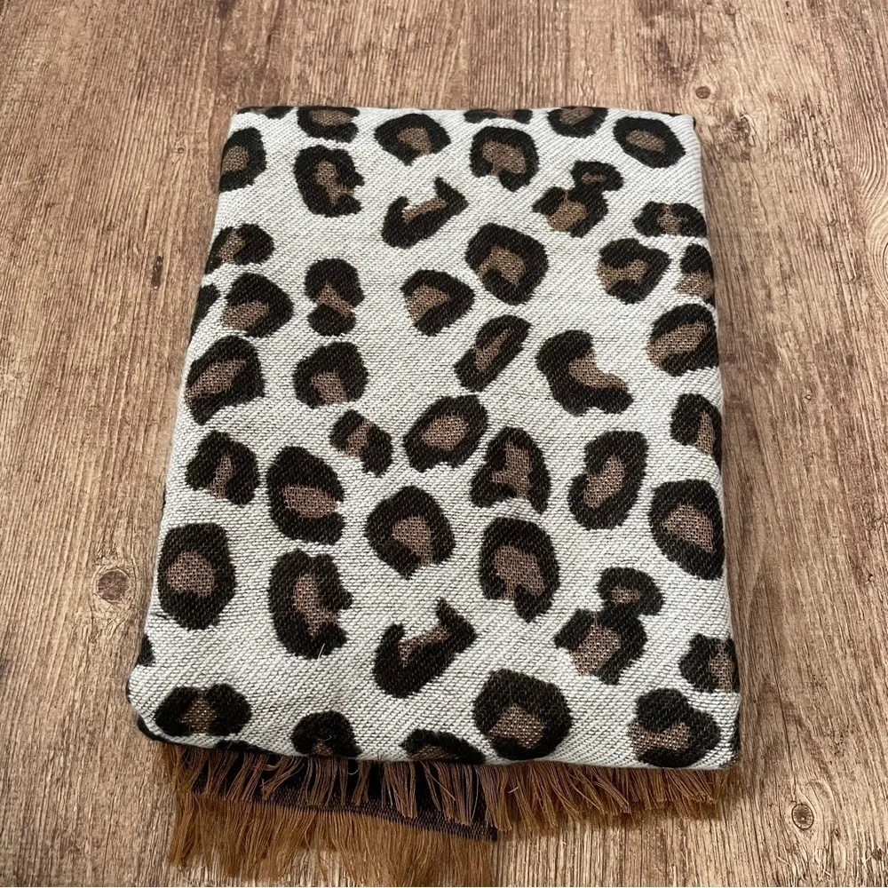 NWT Cheetah Printed Scarf - One Size